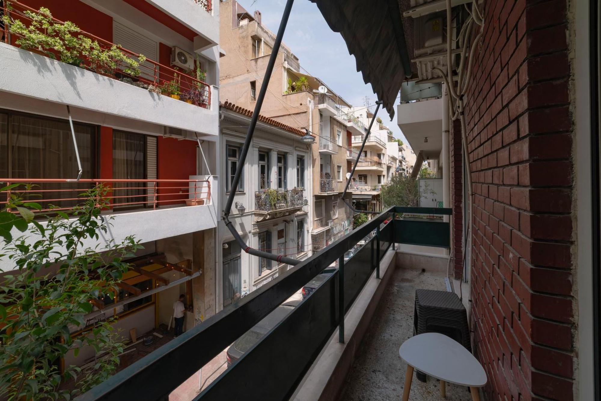 Local Urban Living 2Bd Apartment In 아테네 외부 사진